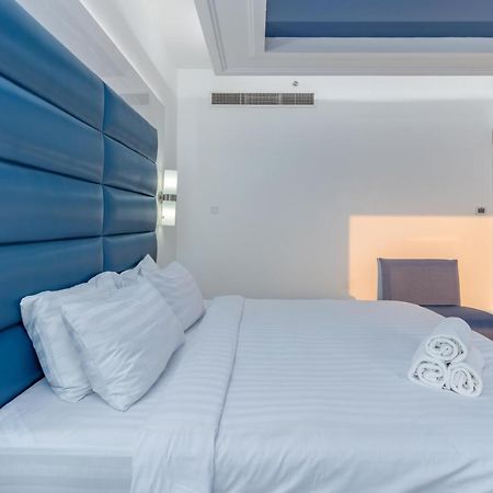 Elan Rimal 5 Suits Dubai Exteriör bild