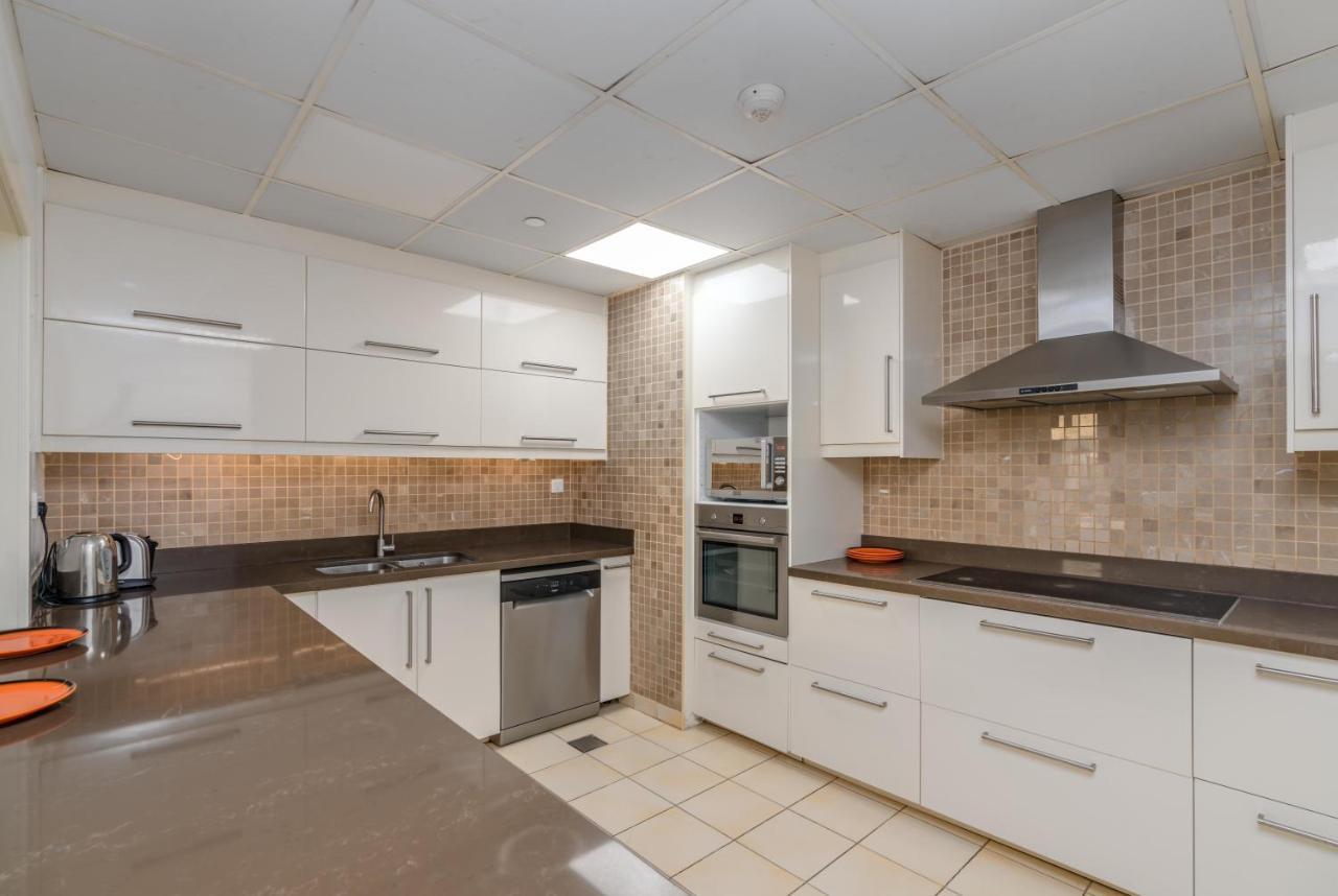 Elan Rimal 5 Suits Dubai Exteriör bild